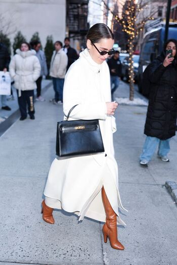 Emilia clarke page leaked private photo uncensored HD quality