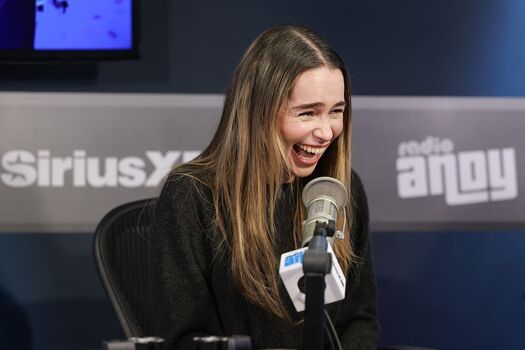 Emilia clarke page leaked private photo uncensored HD quality