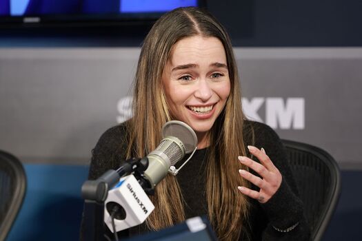 Emilia clarke page leaked private photo uncensored HD quality