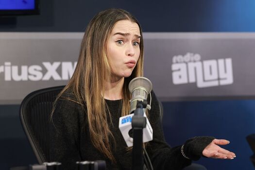 Emilia clarke page leaked private photo uncensored HD quality