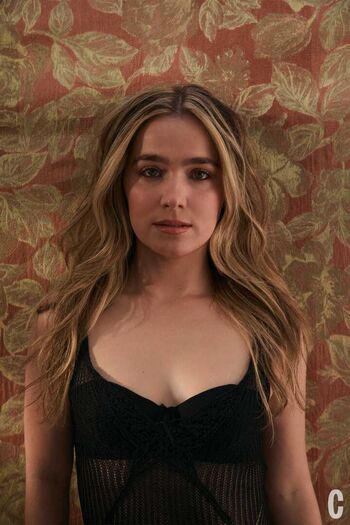 Emilia clarke leaked private photo uncensored HD quality