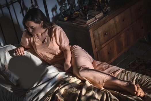 Emilia clarke leaked private photo uncensored HD quality