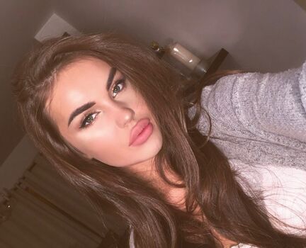 Emiliabadd leaked private photo uncensored HD quality