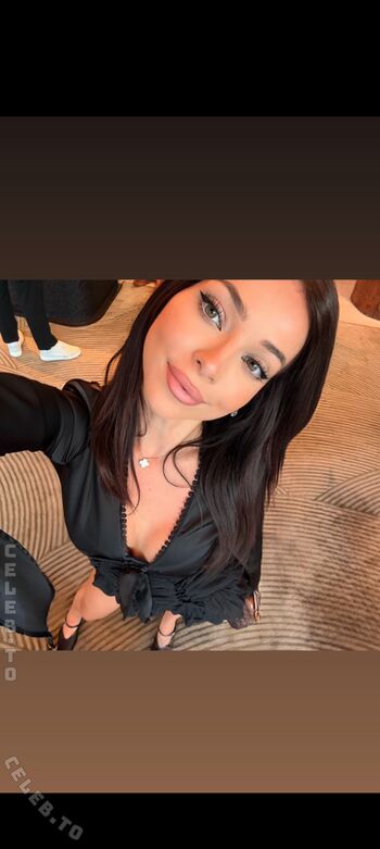 Emiliia ar page leaked private photo uncensored HD quality