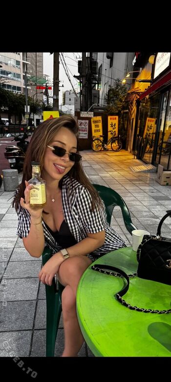 Emiliia ar leaked private photo uncensored HD quality