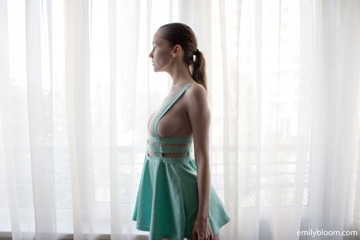 Emily bloom  page leaked private photo uncensored HD quality
