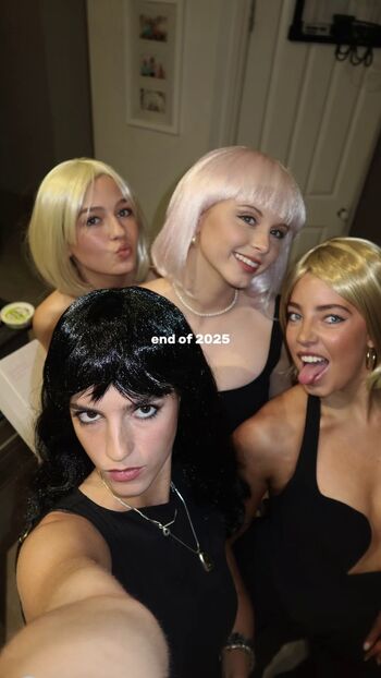 Emily feld  page leaked private photo uncensored HD quality