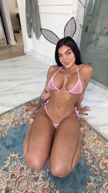 Emily rinaudo leaked private photo uncensored HD quality
