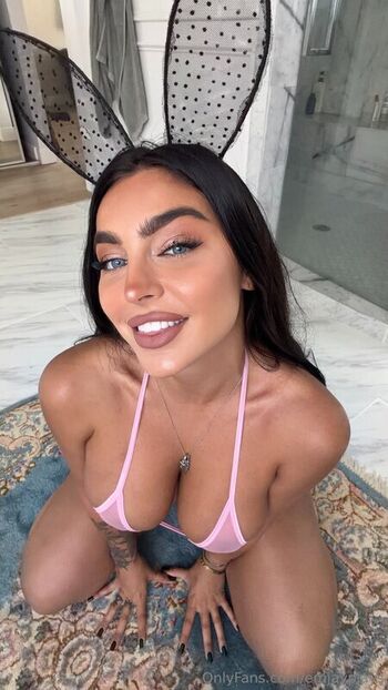 Emily rinaudo leaked private photo uncensored HD quality
