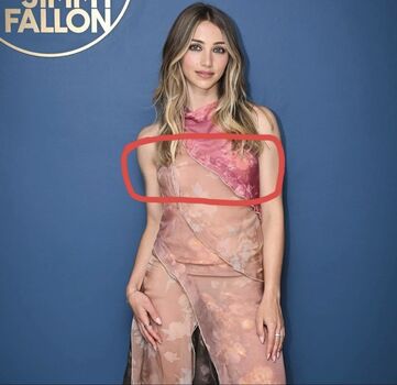 Emily rudd page leaked private photo uncensored HD quality