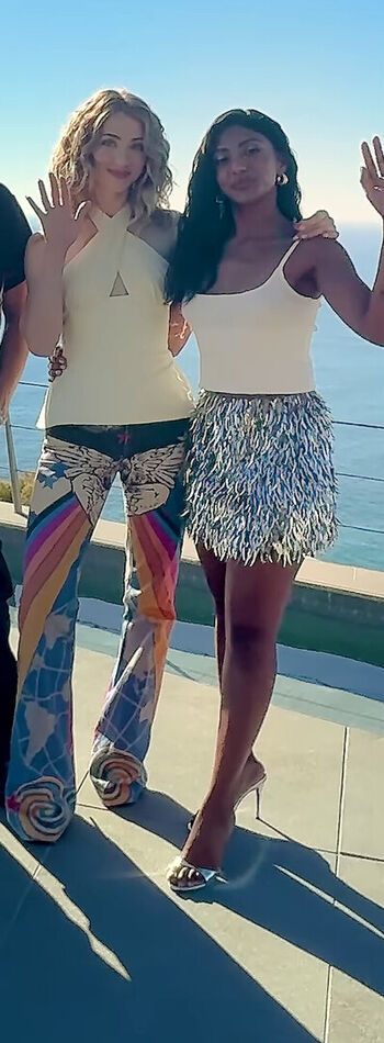 Emily rudd page leaked private photo uncensored HD quality