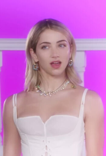 Emily rudd page leaked private photo uncensored HD quality