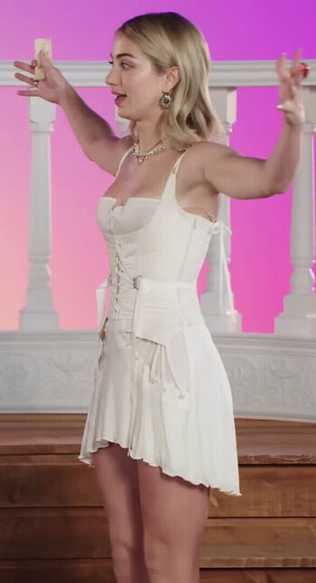 Emily rudd page leaked private photo uncensored HD quality