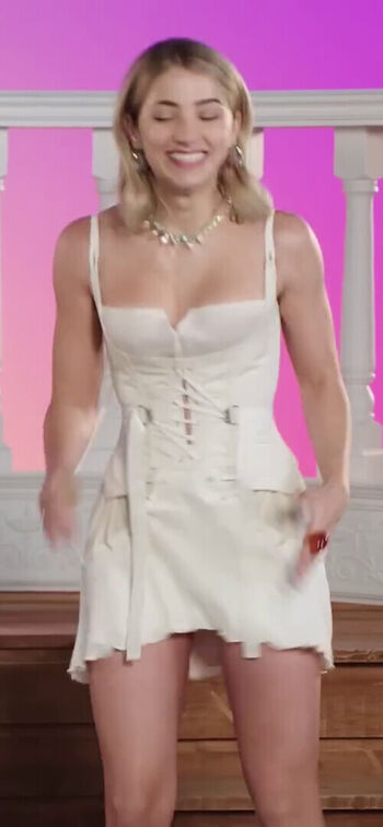 Emily rudd page leaked private photo uncensored HD quality