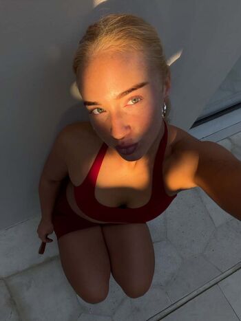 Emily wakeling leaked private photo uncensored HD quality