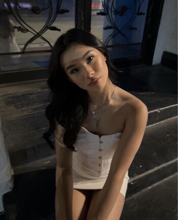 Emilyannlau leaked private photo uncensored HD quality