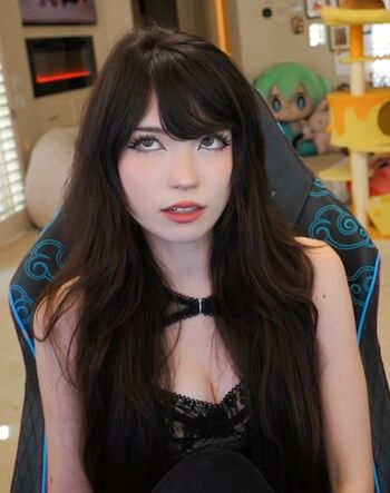 Emiru  page leaked private photo uncensored HD quality