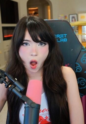 Emiru  page leaked private photo uncensored HD quality