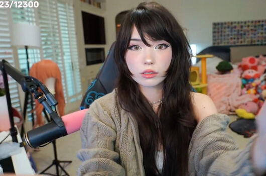 Emiru  page leaked private photo uncensored HD quality