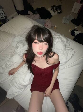 Emiru  page leaked private photo uncensored HD quality