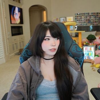 Emiru  page leaked private photo uncensored HD quality