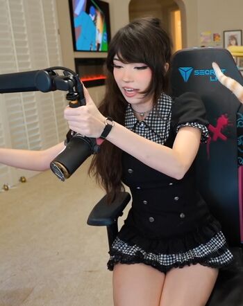 Emiru  page leaked private photo uncensored HD quality