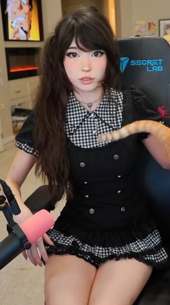 Emiru  page leaked private photo uncensored HD quality