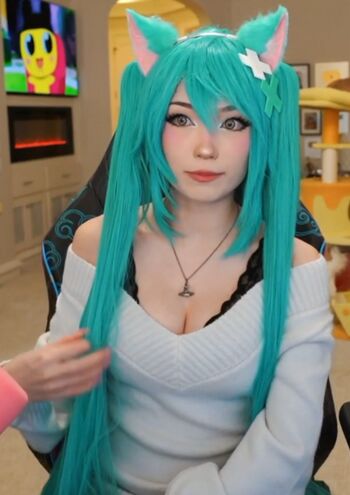 Emiru  page leaked private photo uncensored HD quality