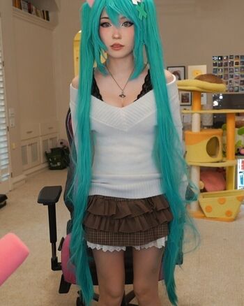 Emiru  page leaked private photo uncensored HD quality