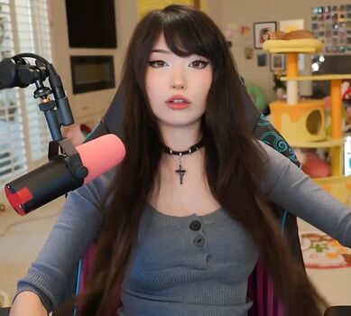 Emiru  page leaked private photo uncensored HD quality
