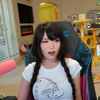Emiru  page leaked private photo uncensored HD quality
