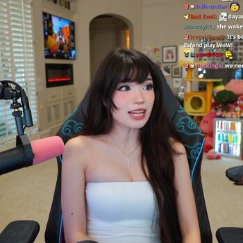 Emiru  page leaked private photo uncensored HD quality