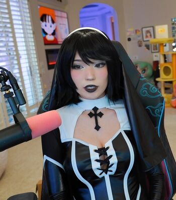 Emiru  page leaked private photo uncensored HD quality