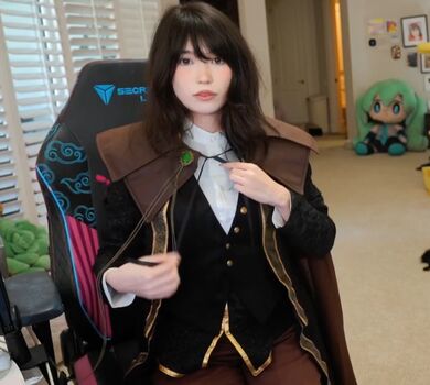 Emiru  page leaked private photo uncensored HD quality
