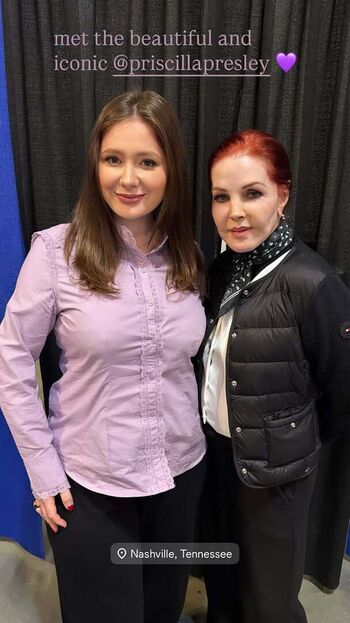 Emma kenney  page leaked private photo uncensored HD quality