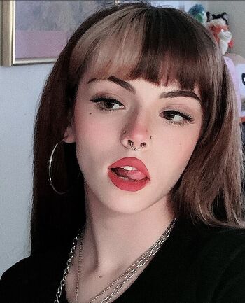 Emma langevin page leaked private photo uncensored HD quality