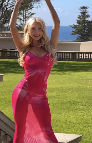 Emma louise leaked private photo uncensored HD quality