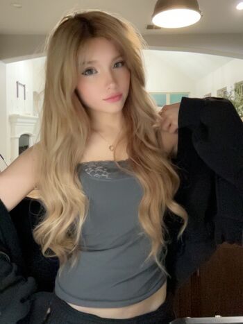 Emmyuh leaked private photo uncensored HD quality