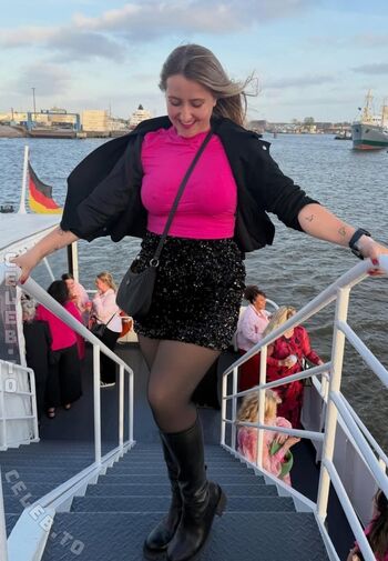 Endlich zufrieden page leaked private photo uncensored HD quality