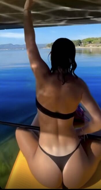 Erineethrn leaked private photo uncensored HD quality