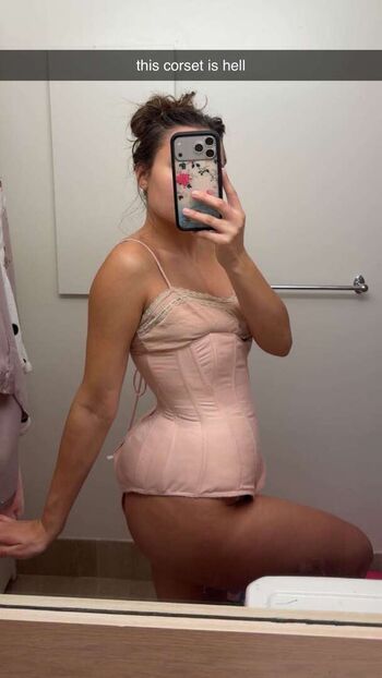Ester dobrik page leaked private photo uncensored HD quality