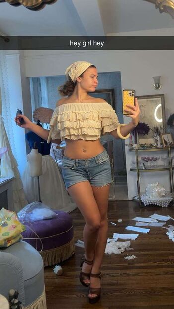 Ester dobrik page leaked private photo uncensored HD quality