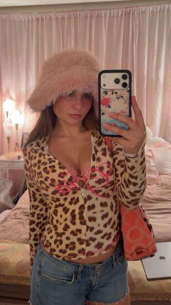 Ester dobrik page leaked private photo uncensored HD quality