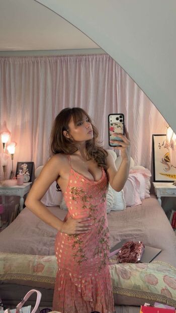 Ester dobrik page leaked private photo uncensored HD quality