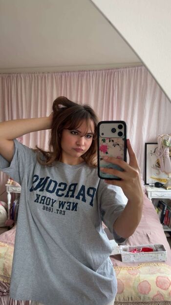 Ester dobrik page leaked private photo uncensored HD quality