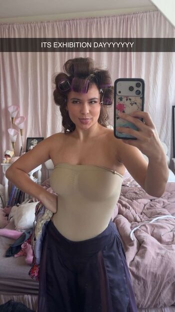 Ester dobrik page leaked private photo uncensored HD quality