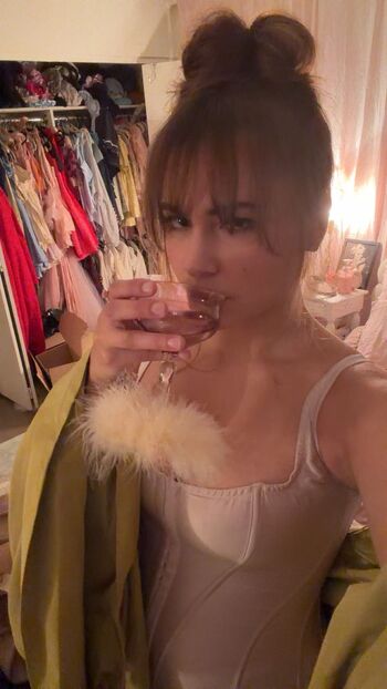 Ester dobrik page leaked private photo uncensored HD quality