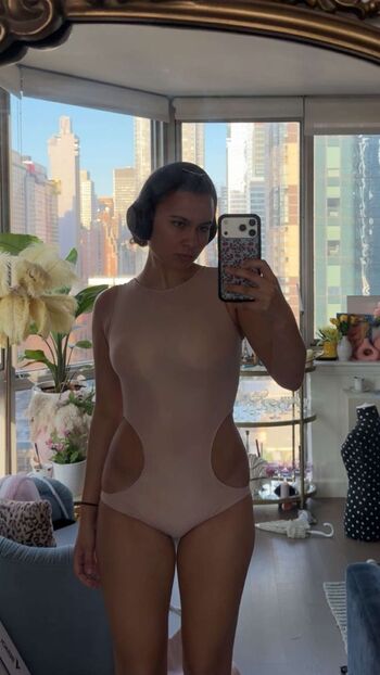Ester dobrik page leaked private photo uncensored HD quality