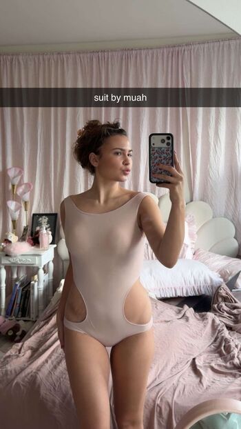 Ester dobrik leaked private photo uncensored HD quality