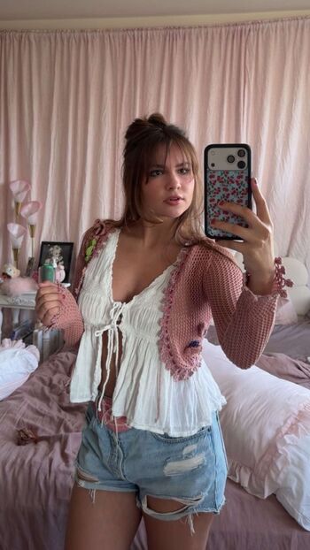Ester dobrik leaked private photo uncensored HD quality